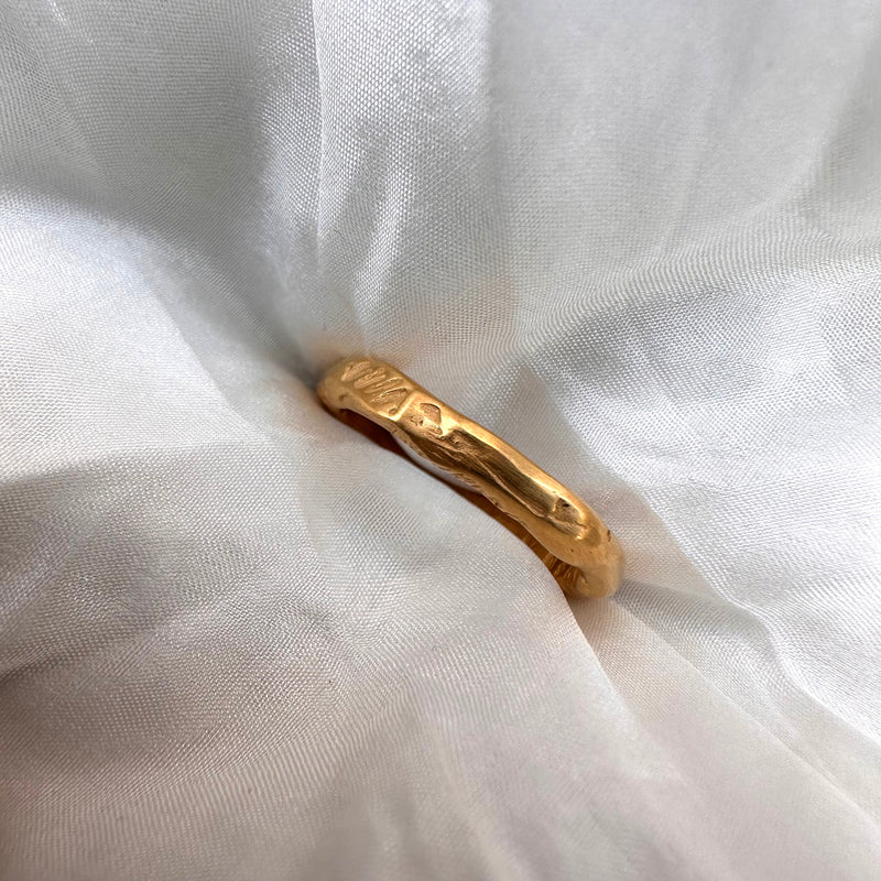 Cave Half Chunky 23ct Yellow Gold Plated Silver Ring/Pendant